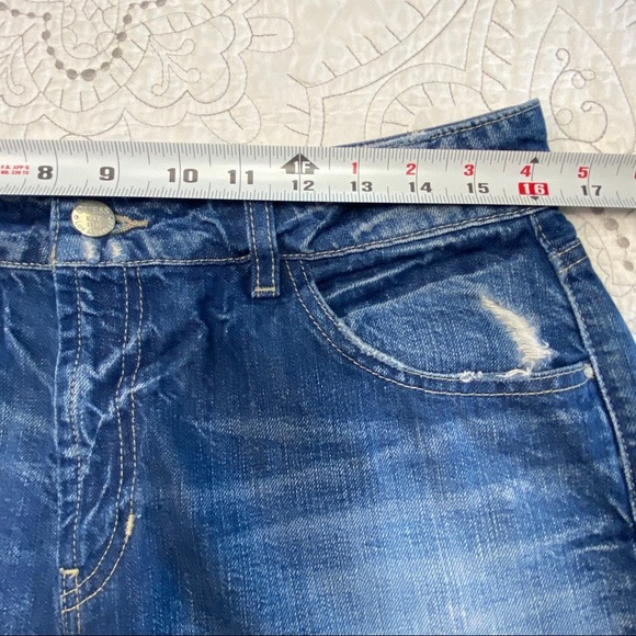 Guess Size 31 Raw Hem Distressed Blue Denim Shorts - Picture 10 of 11